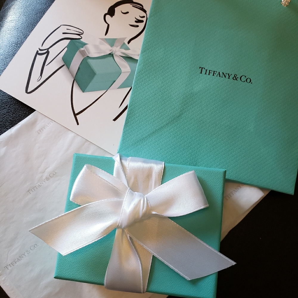 Tiffany's Sterling Arrow Pendant